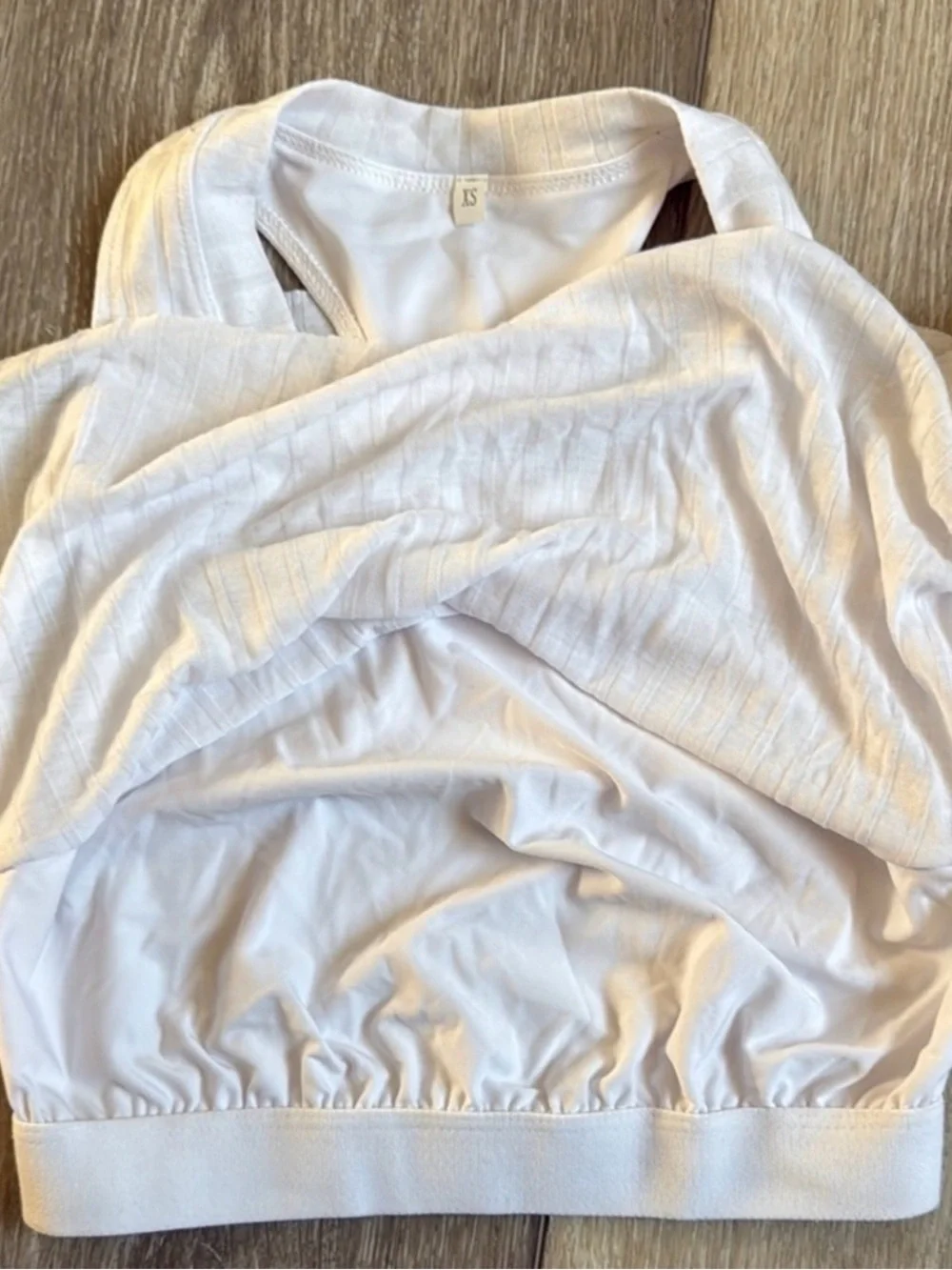 XS Alo Tank Top With Inner Bra sample piece